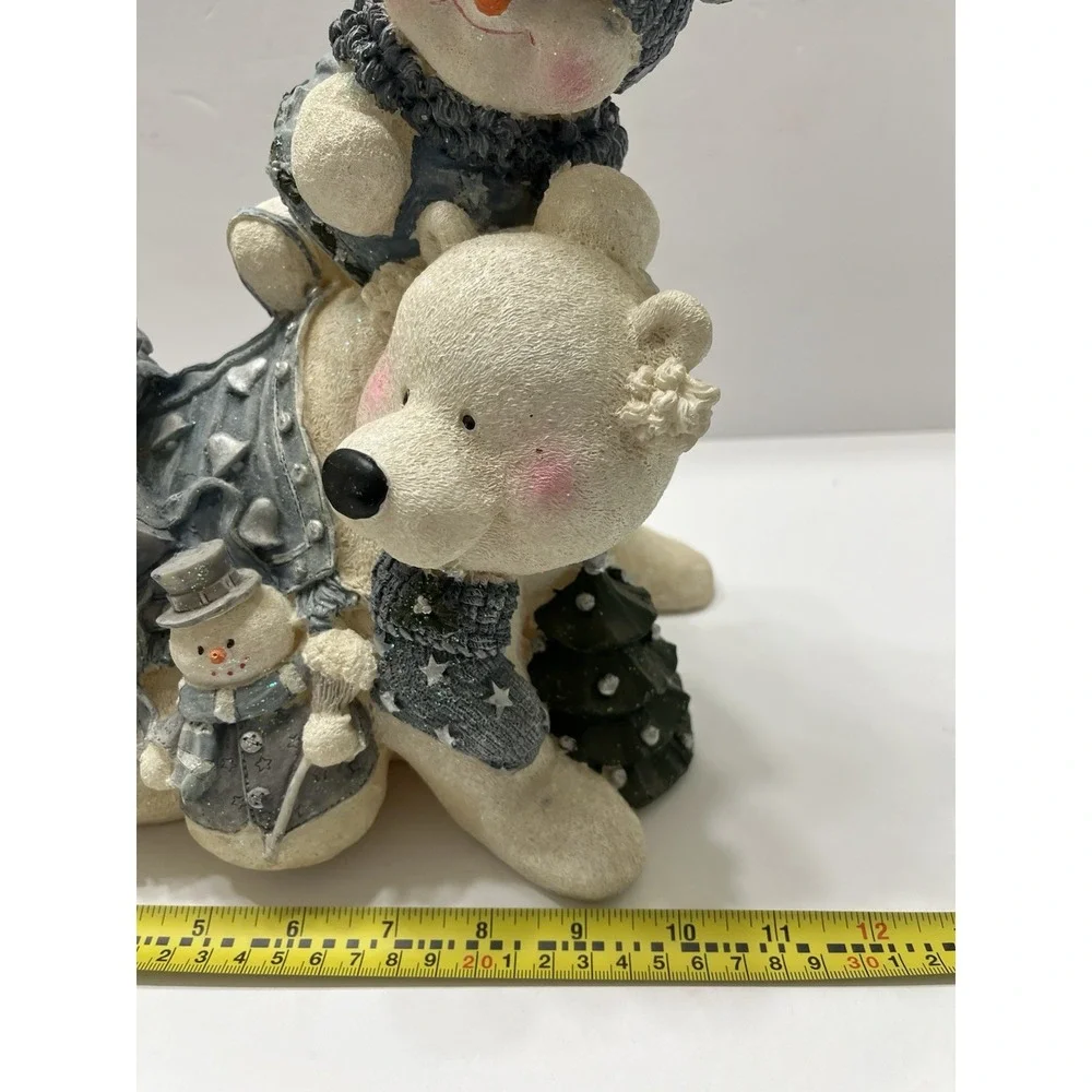 Vintage Christmas Collection by Lincolnshire Polar Bear Snowman Resin 10x10x8